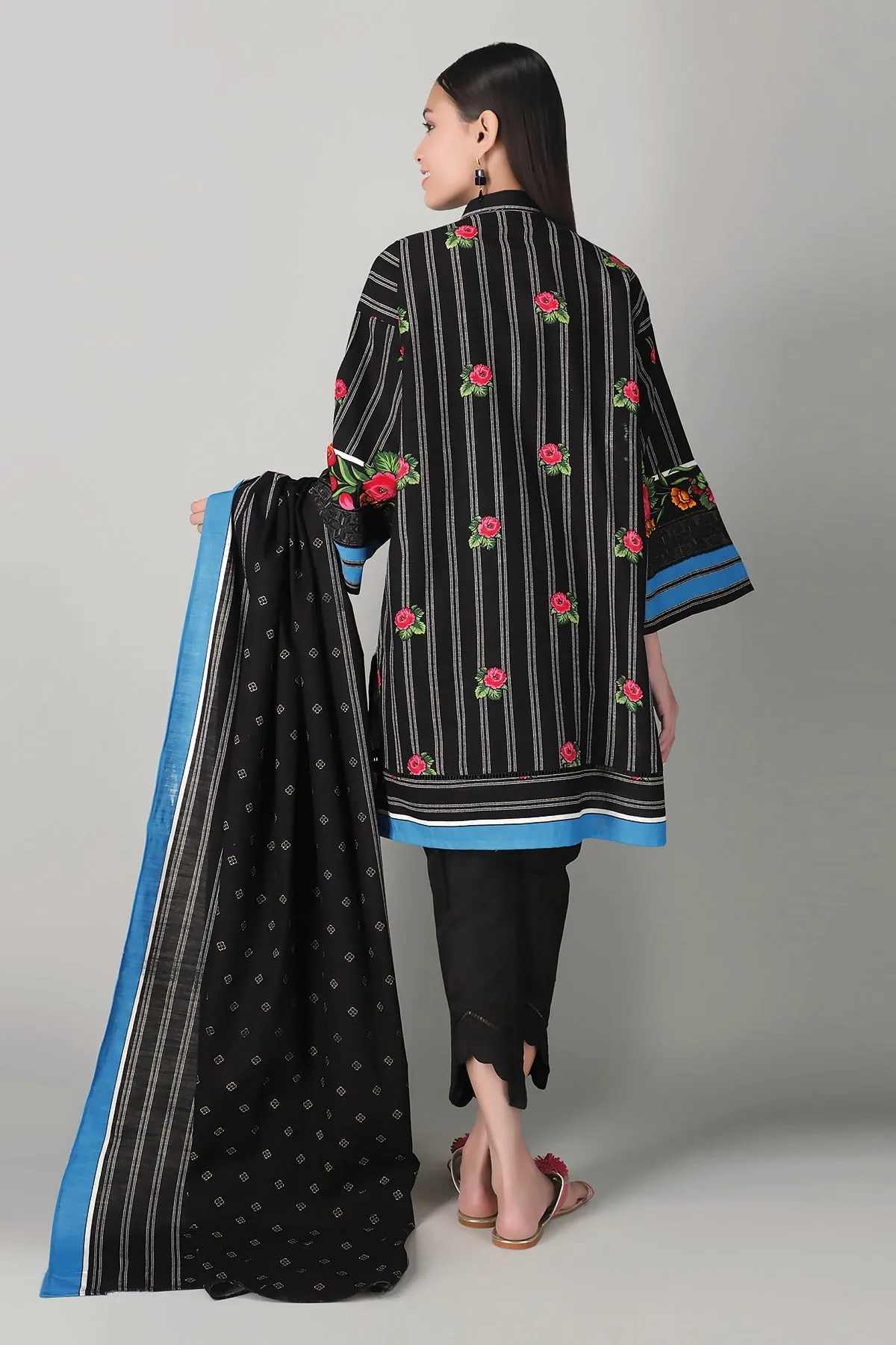 Khaadi Printed 3 Piece Khaddar Suit – AK20419 Black