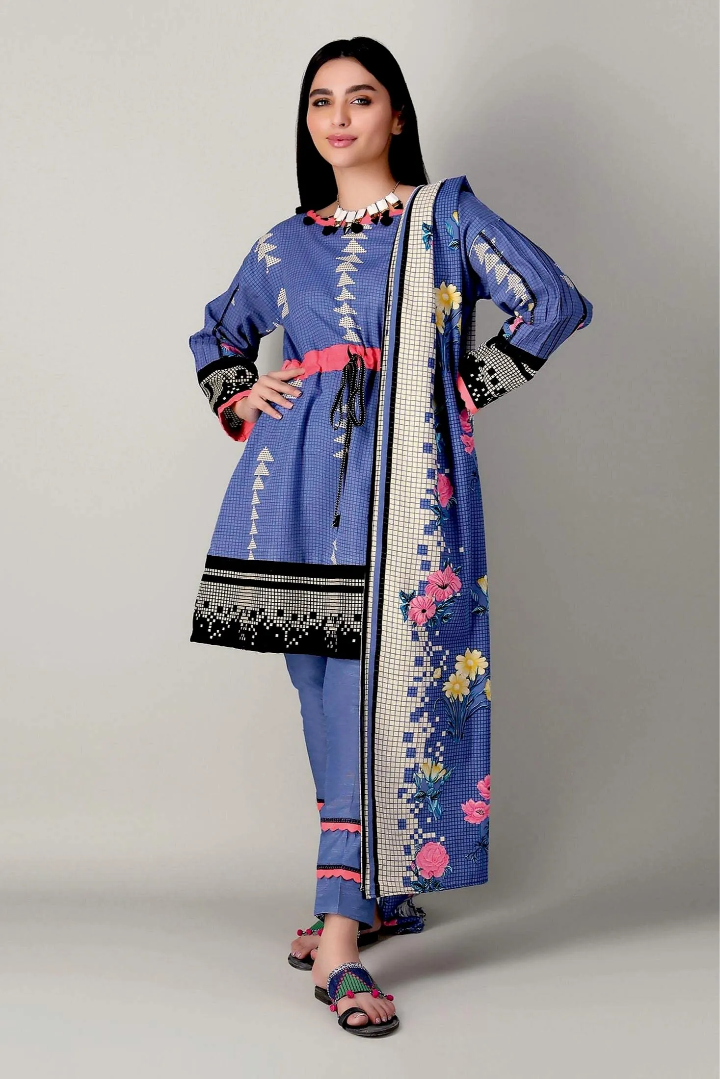 Khaadi Printed 3 Piece Khaddar Suit – AK20422 Grey